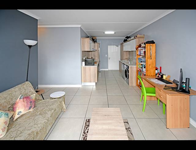 1 BEDROOM APARTMENT FOR SALE IN MODDERFONTEIN
